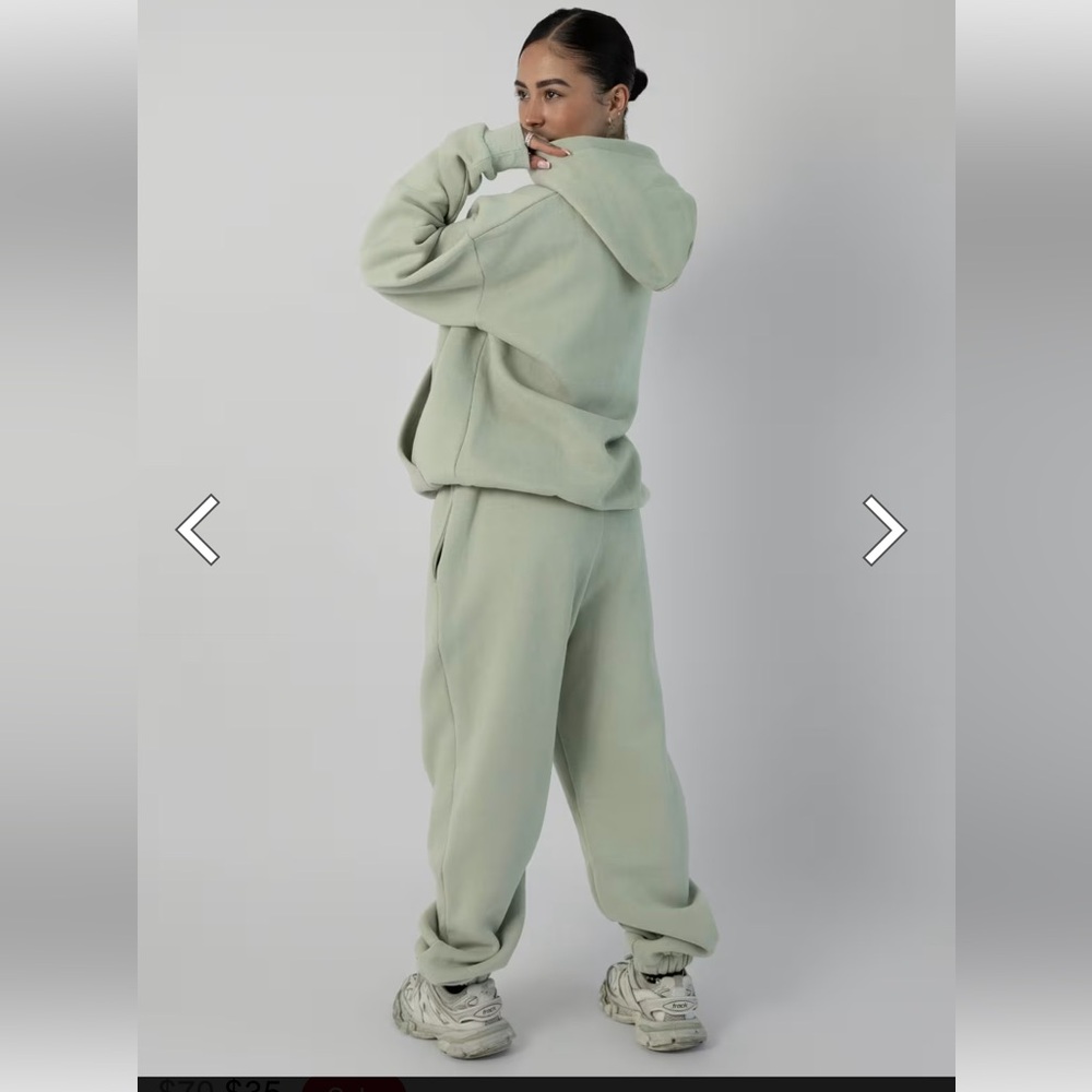 Comfrt Hoodie and Sweatpants Set - Picture 2 of 7